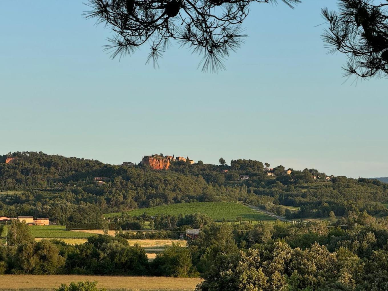 La Cle Des Champs, Boutique Hotel & Spa - Le Mas De Garrigon Roussillon  Exterior photo