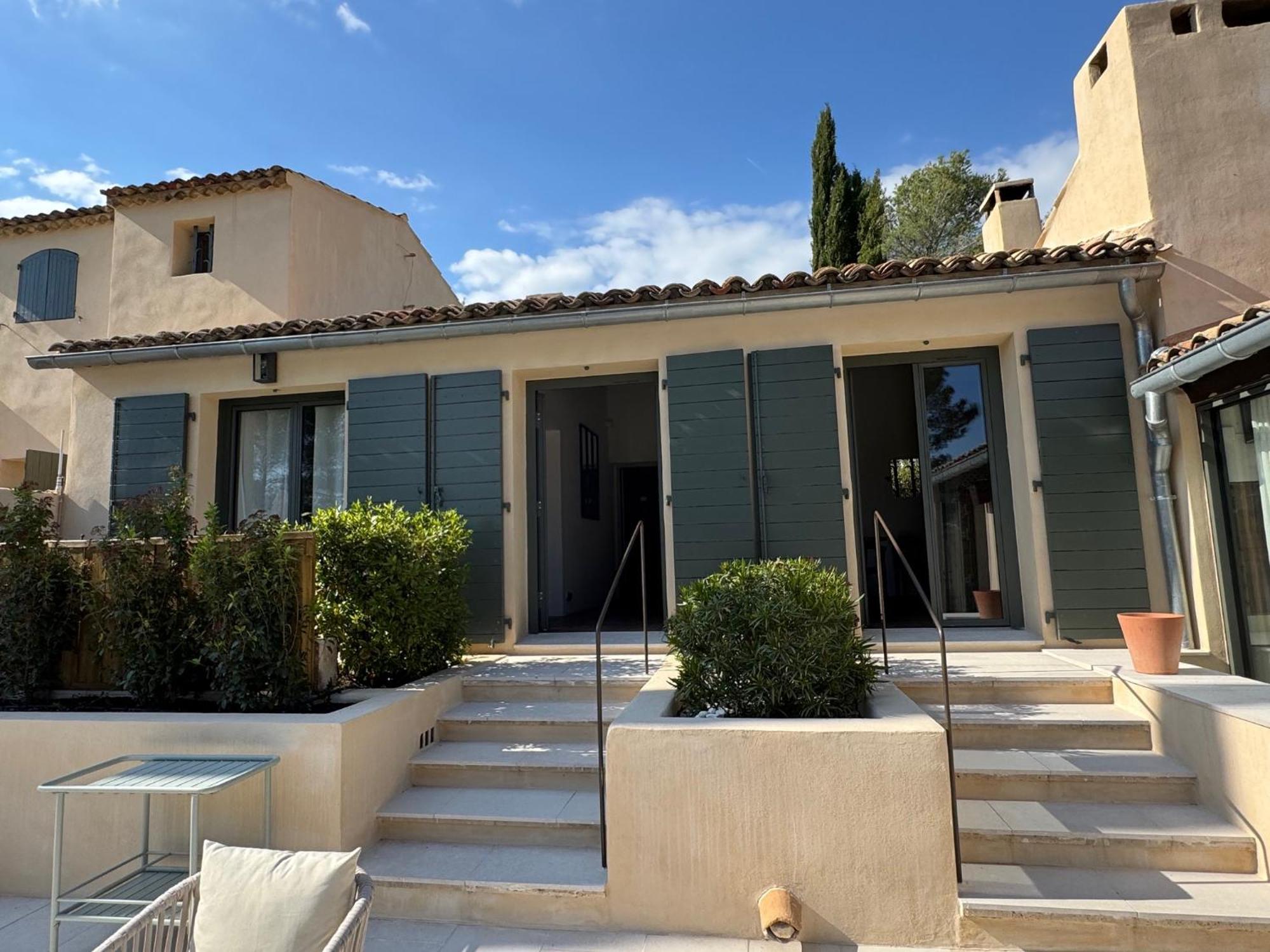 La Cle Des Champs, Boutique Hotel & Spa - Le Mas De Garrigon Roussillon  Exterior photo