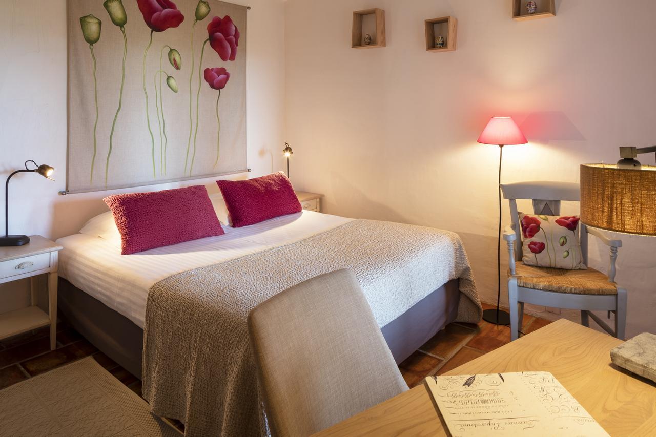 La Cle Des Champs, Boutique Hotel & Spa - Le Mas De Garrigon Roussillon  Exterior photo
